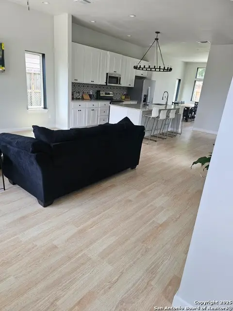 1963 Green Hill Dr, Canyon Lake, TX 78133 - #2