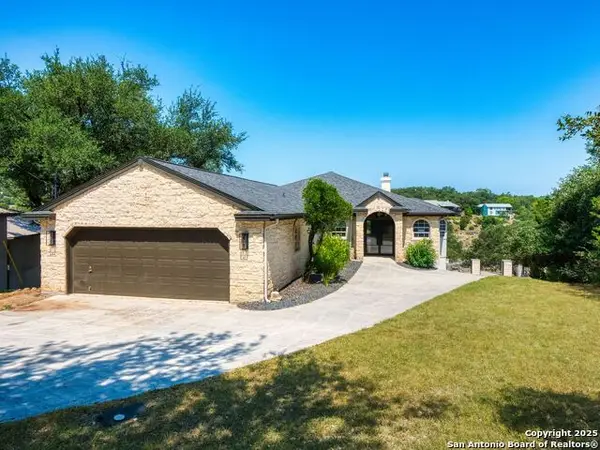 321 Village View, Canyon Lake, TX 78133
