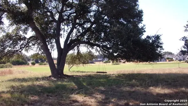 216 N Calvin Barrett, Blanco, TX 78606