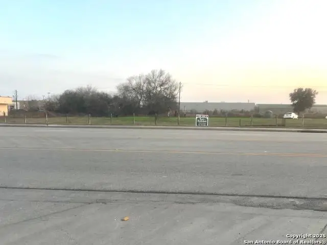 0 W Fm 351, Beeville, TX 78102 - #2