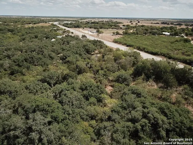 000 Along Row, Beeville, TX 78102 - #3