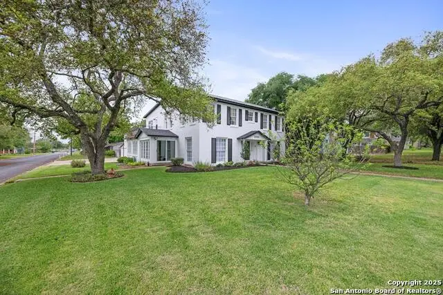 1001 N Adams St., Beeville, TX 78102 - Image #2