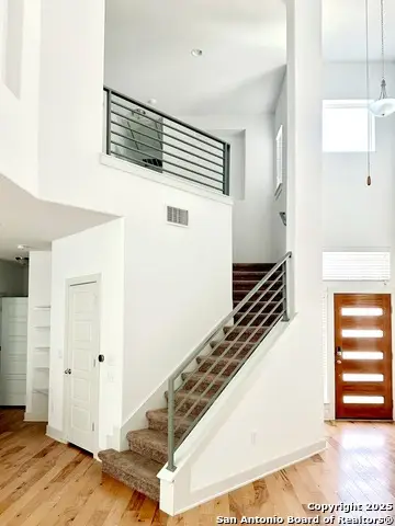 7202 Crandower, Austin, TX 78741 - Image #3