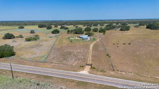 3752 Fm 77, Nixon, TX 78140 - #3