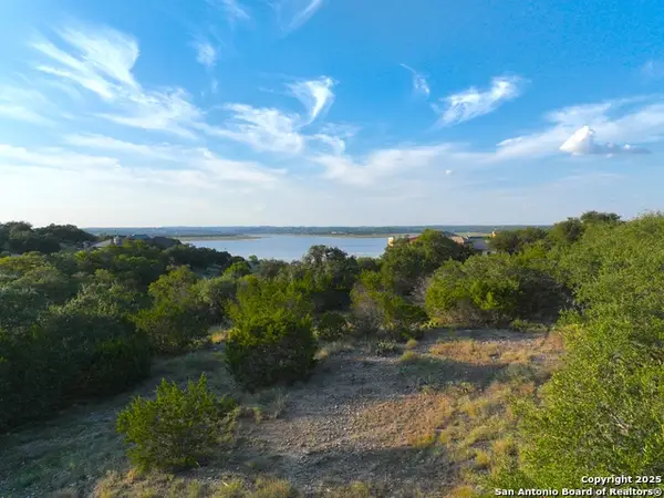 415 Scarlet, Canyon Lake, TX 78133