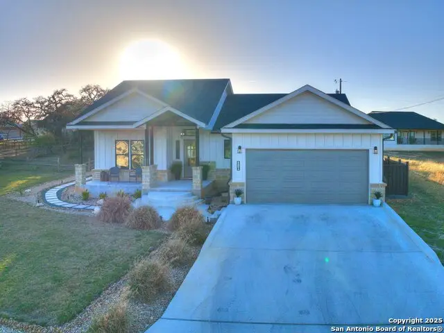 218 Edgewood Cir, Bandera, TX 78003 - #3