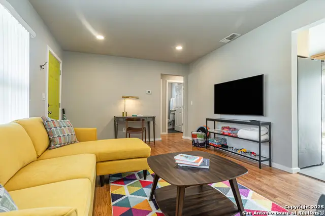 414 Trudell, San Antonio, TX 78213 - Image #3