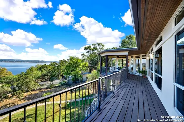 2406 Connie, Canyon Lake, TX 78133