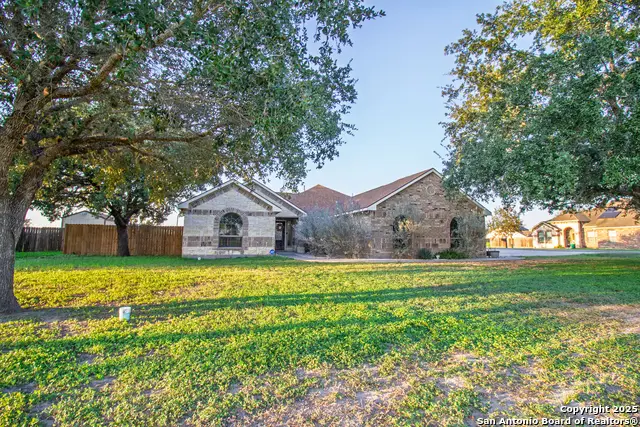 504 W Sullivan, Skidmore, TX 78389 - Image #3