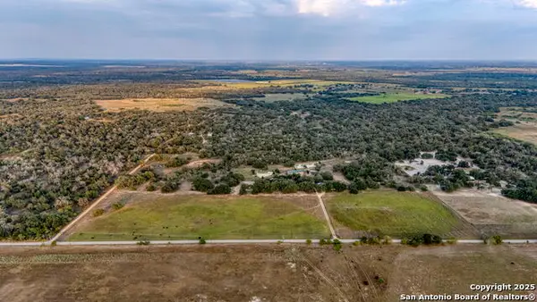 2605 Schuttig Road, Poteet, TX 78064