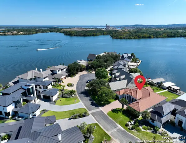 307 Wennmohs, Horseshoe Bay, TX 78657