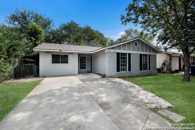 910 Spring Park St, San Antonio, TX 78227 - Image #2