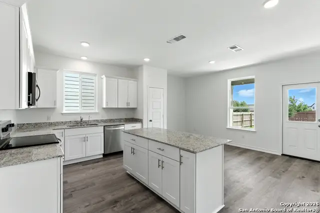 5124 Bay Breeze, San Antonio, TX 78245 - Image #2