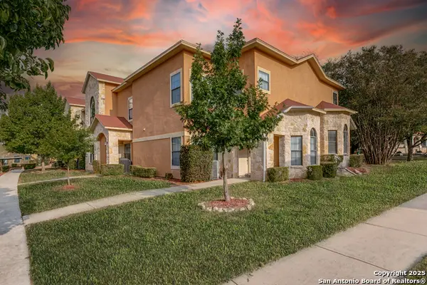 6160 Eckhert #303, San Antonio, TX 78240