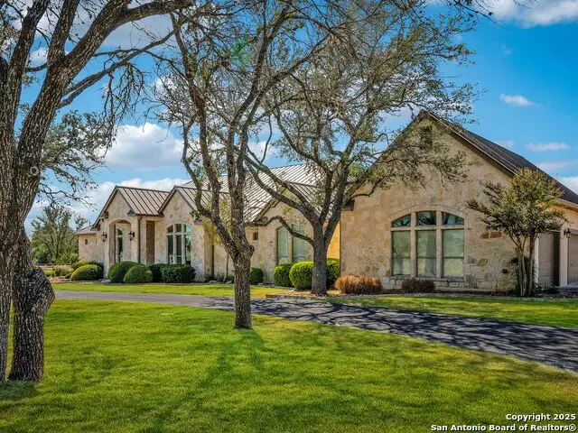 31025 Post Oak Trail, Fair Oaks Ranch, TX 78015 - Image #3