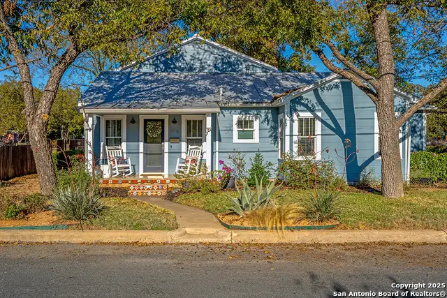 206 W Burbank, Fredericksburg, TX 78624 - Image #2