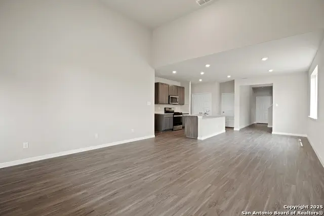 8826 Black Oak Drive, Elmendorf, TX 78112 - Image #2