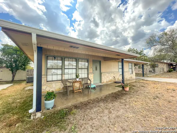 101 Ward, Brackettville, TX 78832