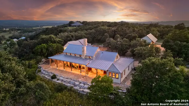 309 Ridgeview Drive, Fredericksburg, TX 78624 - Image #1