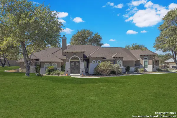 105 Eden Crossing, Adkins, TX 78101