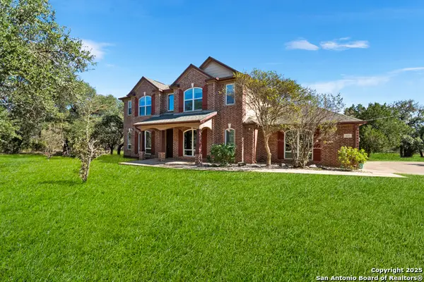 577 River Chase, New Braunfels, TX 78132