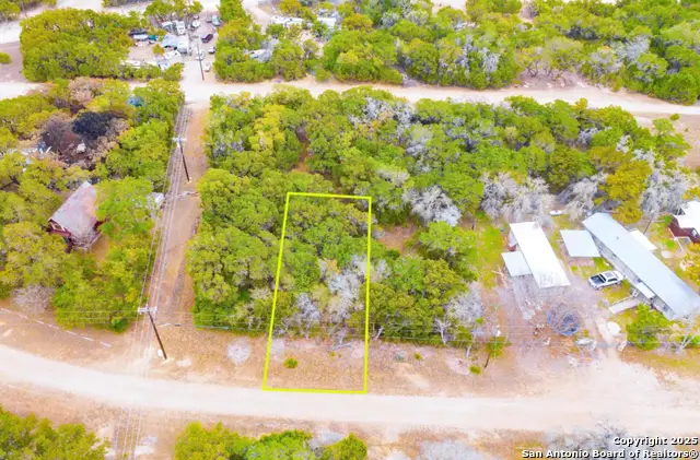 69 Wagon Wheel, Bandera, TX 78003 - Image #1