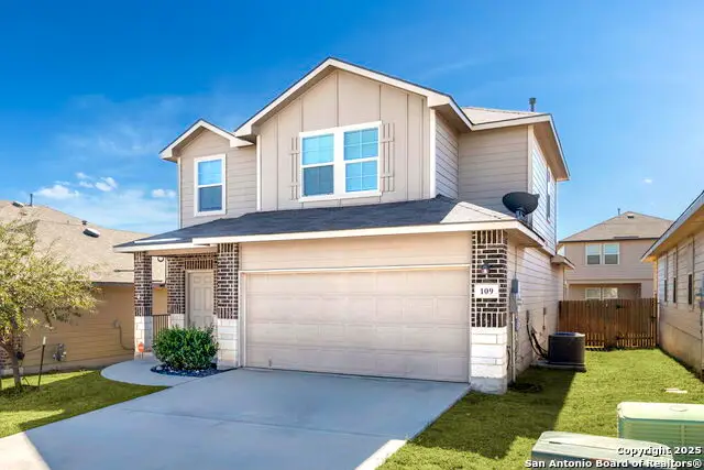 109 Hogans Alley, Floresville, TX 78114 - Image #2
