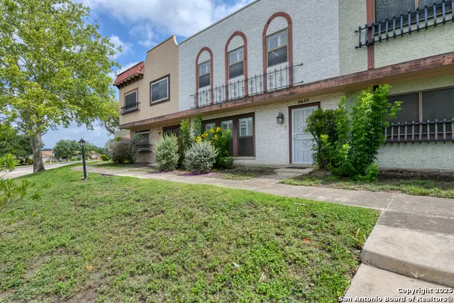 6655 Crown Rdg, San Antonio, TX 78239 - Image #1