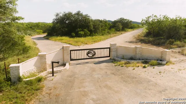 00 Tx-55, Uvalde, TX 78801 - Image #2