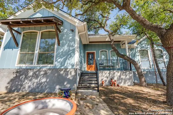 1287 Rotherman, Canyon Lake, TX 78133