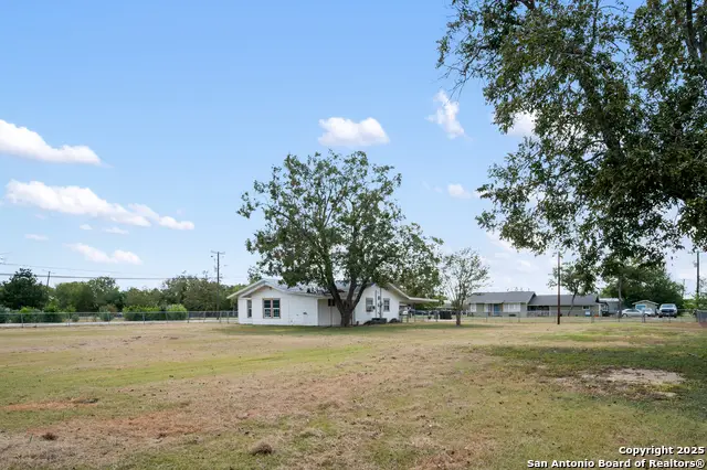 211 S Hackberry, Marion, TX 78124 - Image #2