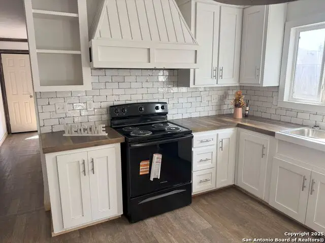 146 Brianna, Johnson City, TX 78636 - Image #2