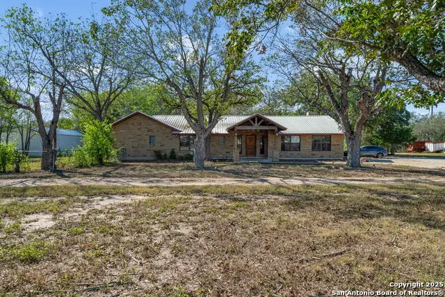 15326 Gross Lane, La Coste, TX 78039 - Image #1