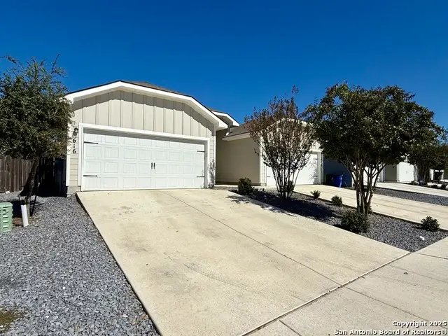 616/618 Heathers Way, Seguin, TX 78155 - Image #2