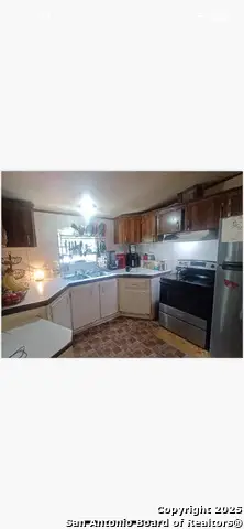 109 Hackberry, Bandera, TX 78003 - Image #3