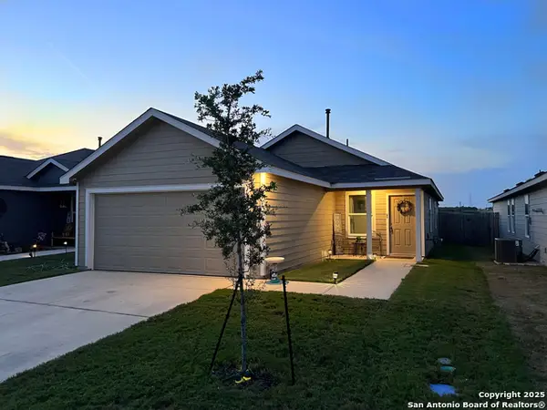 5822 Coahulia Ridge, Seguin, TX 78155