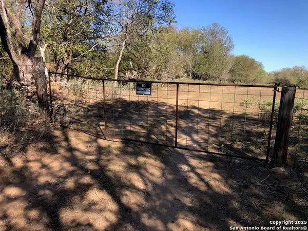 0 Single Oak Road, Seguin, TX 78155