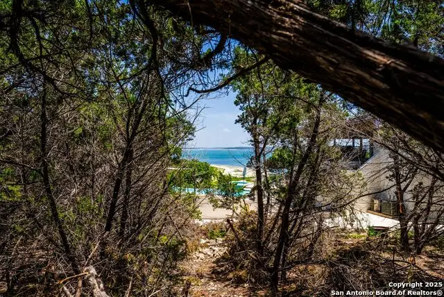 1216 Lakebreeze, Canyon Lake, TX 78133 - #2