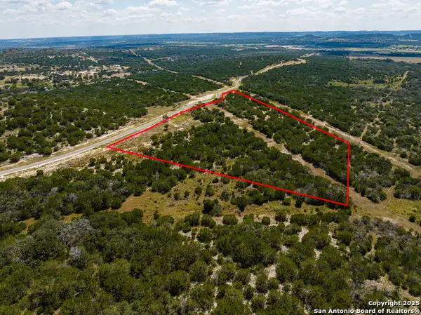 398 Dark Sky Path, Kerrville, TX 78028