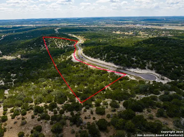 445 Dark Sky Path, Kerrville, TX 78028