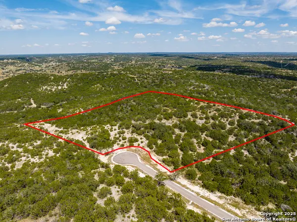 493 Dark Sky Path, Kerrville, TX 78028
