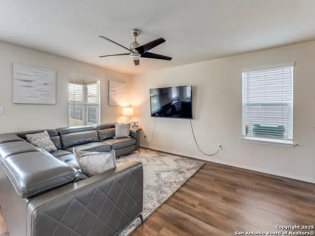 10306 Glimmer, Converse, TX 78109 - Image #3