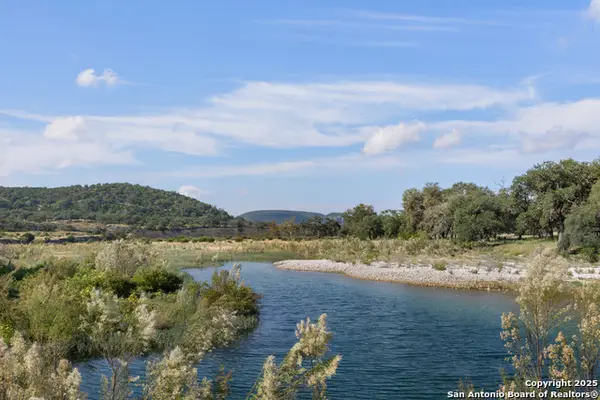 1141 Ranch To Market Rd 2631, Barksdale, TX 78828