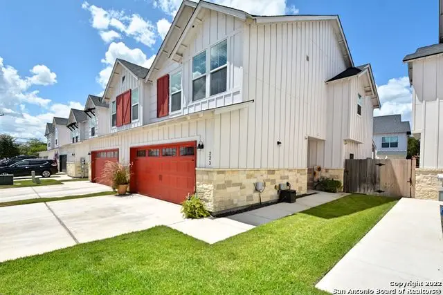 223 Sapphire #1002, New Braunfels, TX 78130 - Image #2