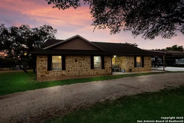 417 Cr 2471, Hondo, TX 78861