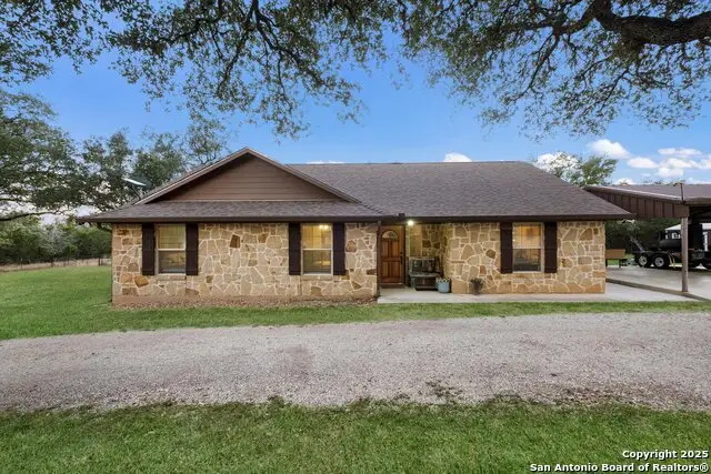 417 Cr 2471, Hondo, TX 78861 - Image #3