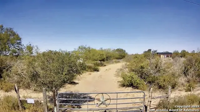 653 South Hwy 59, George West, TX 78022 - Image #2