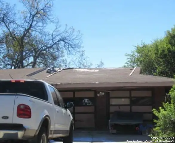 122 Clubhill Dr, San Antonio, TX 78228 - Image #3