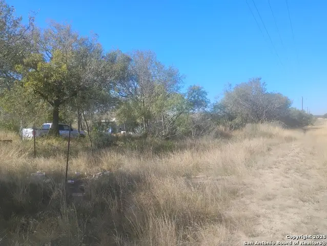 10091 Us Highway 83, Uvalde, TX 78801 - Image #2