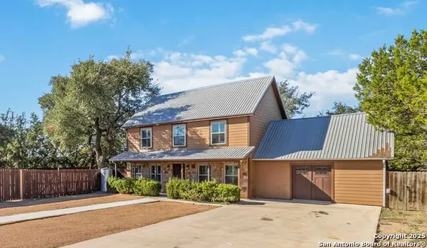 1503 Lakeview, Canyon Lake, TX 78133